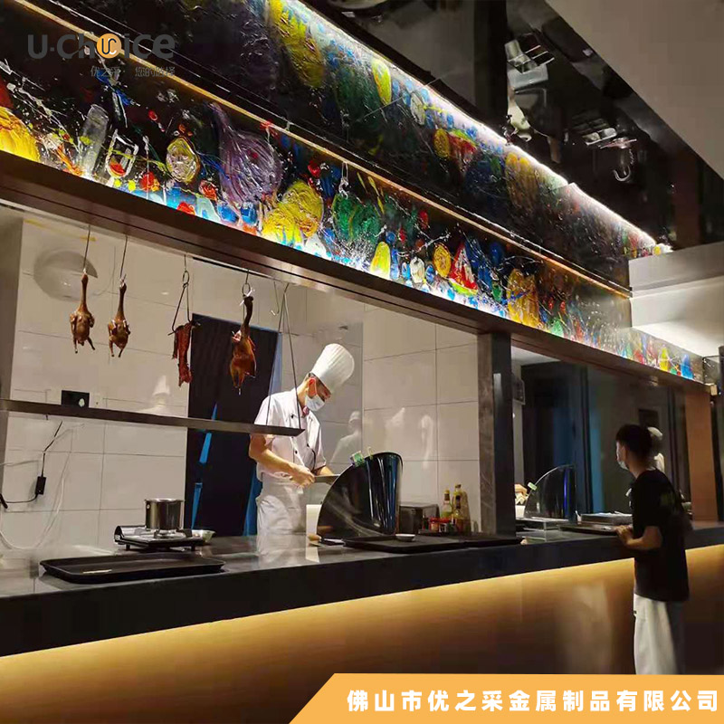 餐廳鏡面不銹鋼吊頂，成為流行趨勢(shì)！